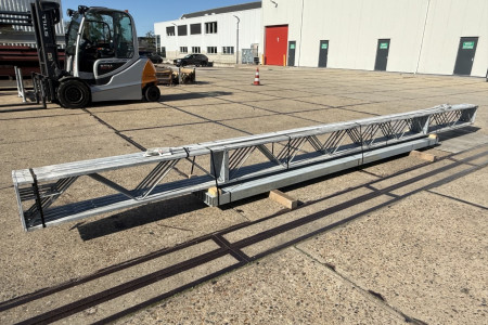 7.55 x 16.00m (121m²) platdak